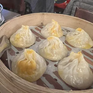 1. Steam Crab Meat and Pork Soup Dumplings