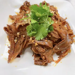 Sliced beef in chili oil