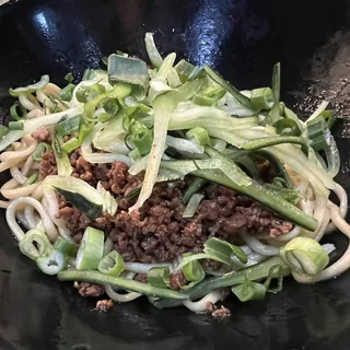 C5. Peking Sauce Noodle C5.