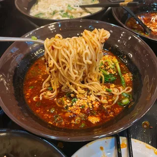 D7. Chongqing Style Spicy Noodle D7.