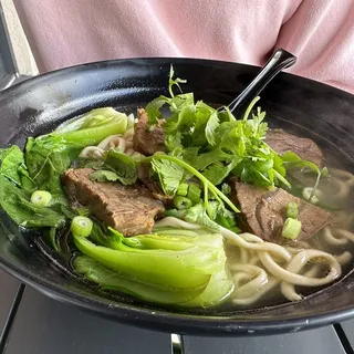 Beef Shank Noodles /