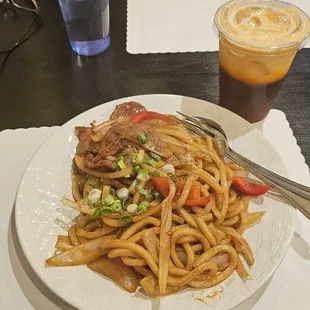 Black pepper udon and Thai iced tea