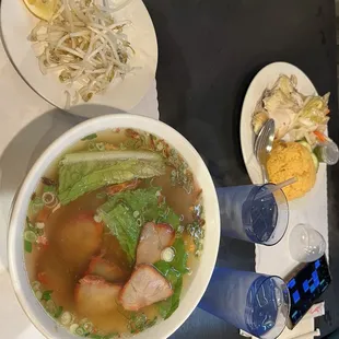 Bbq pork with skinny egg noodles