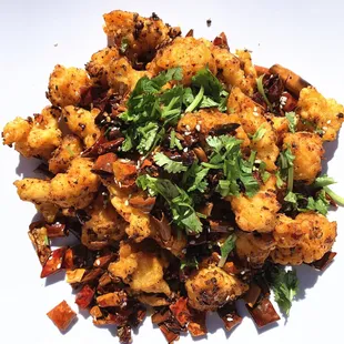 chicken wings and fried chicken, poultry, food, chicken wings, fried chicken, fried chicken wings, bbq wings, chicken, bbq chicken