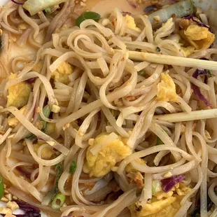 ramen and noodles, food
