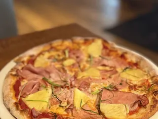 California Pizza Kitchen