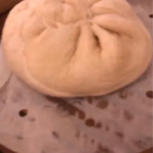 D6- PORK BARBECUE BAO