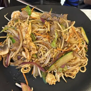 Vegetable Mixed Noodle
