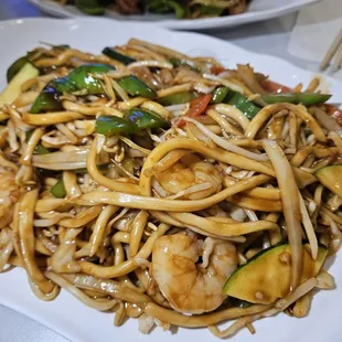 Fried Noodles with shrimp