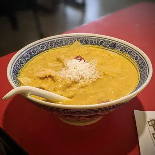 Chicken curry noodle soup
