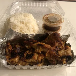 28. BBQ Chicken Rice w extra sauce