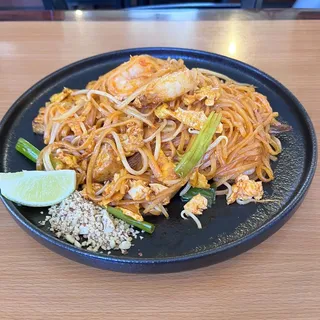5. Prawns Pad Thai