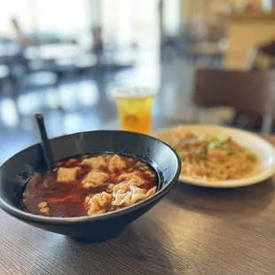 ramen and noodles, food