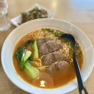 5. Beef with Tomato Soup Noodle