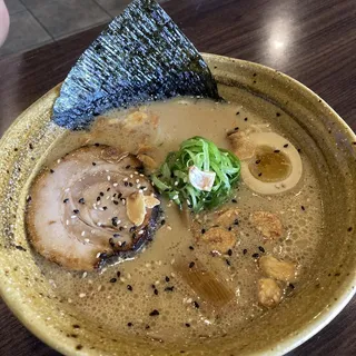 Creamy Garlic Shoyu Ramen