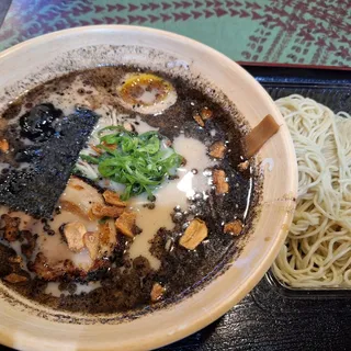 Black Garlic Tonkotsu