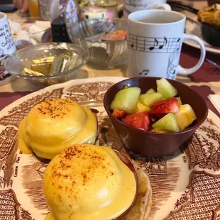 Eggs Benedict with Fruit Salad