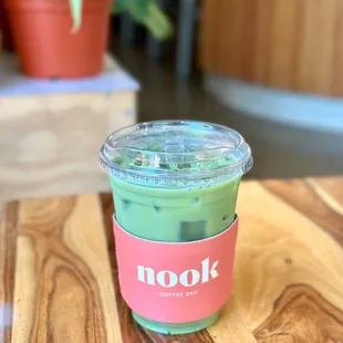 Iced Island Matcha(coconut, macadamia milk, matcha)