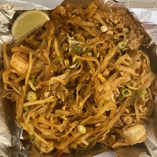 Shrimp pad thai for take out