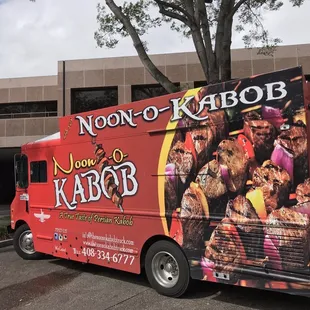 Noon-o-kabob truck!