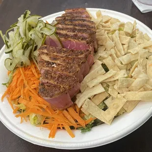 Seared ahi tuna salad