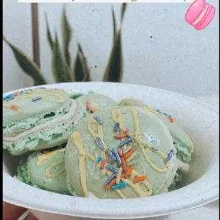 ft. Macaron of the day: birthday cake