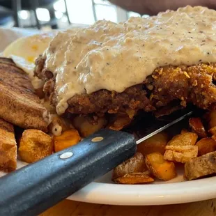 chicken fried steak brunch with eggs