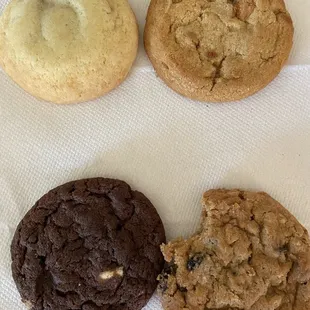 Cookies part of lunch course, starting from the brownest going clockwise: espresso shot, raspberry filled, peanut butter, oatmeal