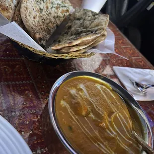 Chicken Tikka Masala w/ Garlic Naan
