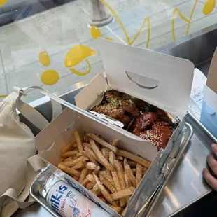 Wings 8 Pcs (Soy Garlic Sauce, Sweet &amp; Mild Sauce) and Magic Fries