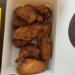 fried chicken, chicken wings, bbq wings, chicken wings and fried chicken, fried chicken wings, chicken, poultry, food, bbq chicken