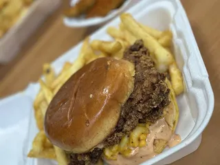 Fat Daddy’s Hot Chicken & Waffles