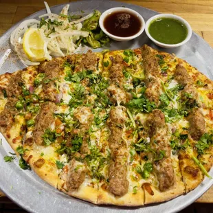 Kabab naan pizza