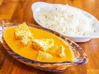 Naan -N- Curry