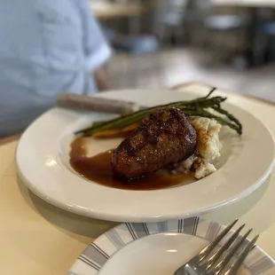 Petit Filet with Asparagus and roasted Carrots