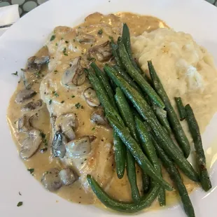 Chicken Marsala Dinner