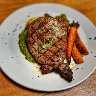 Ribeye steak with house seasonal veggies and chimichurri saice