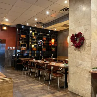 Love the holiday decor!