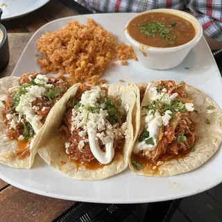 Pollo Tinga Taco