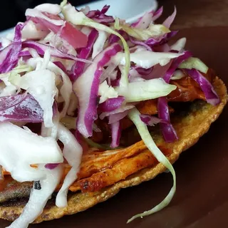 Panuchos de Pollo al Pibil