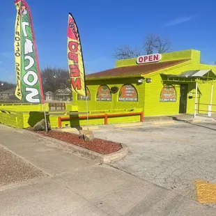 New restaurant nopalitos taqueria