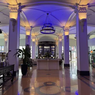 Beautiful lobby