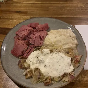 Corned Beef &amp; Cabbage