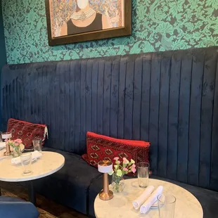 Inside-so beautiful and classy!