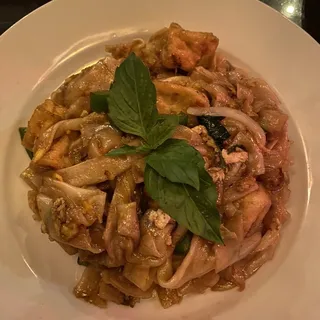 Vegetarian Pad Kee-Mao