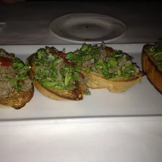 Steak & Arugula Bruschetta