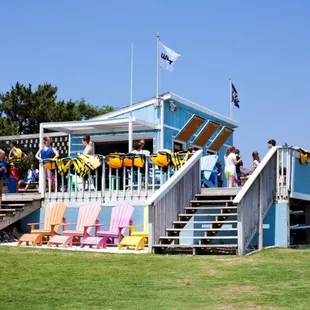 Reservation and Ticket Hut with bathroom and shower