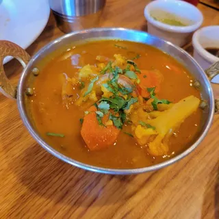 VEGETABLE CURRY