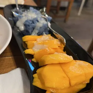 Sticky rice with Mango