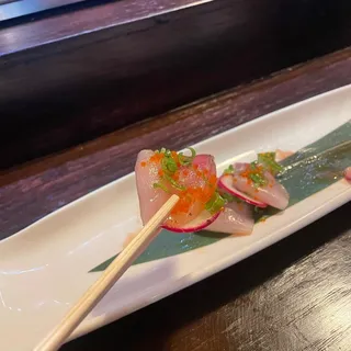 Maguro (Bluefin Tuna) - Sashimi